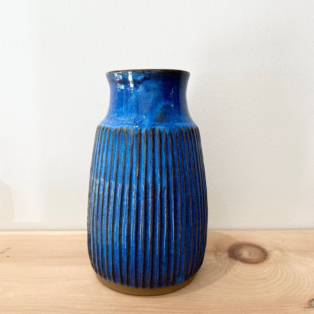 Carved Vase-Laurel